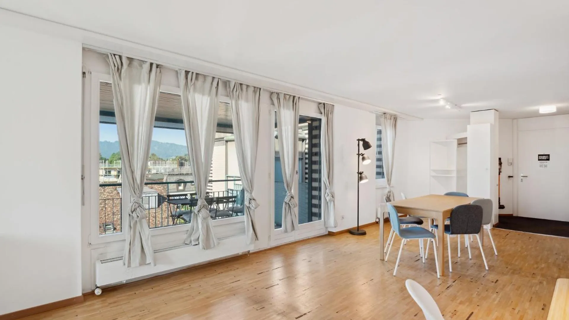Spacious Central Apartments Hoting Zurigo